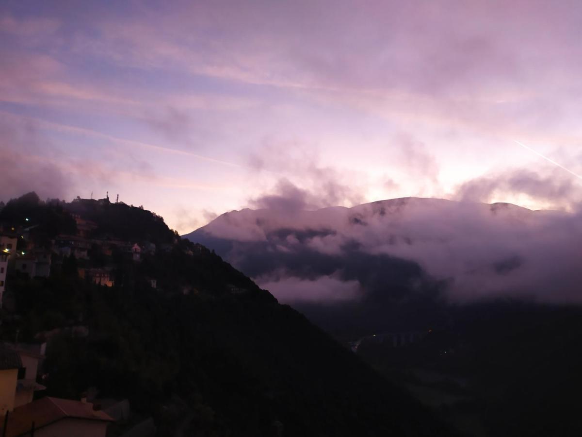 Вилла La Torre Del Cerreto Cerreto di Spoleto Экстерьер фото
